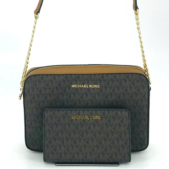 Michael Kors Jet Set Crossbody Wallet Set - Picture 1 of 8